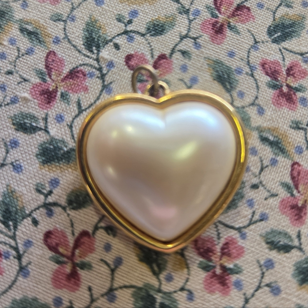 Gold and White Heart Pendant Vintage‎ Monet Brand Pendant Only